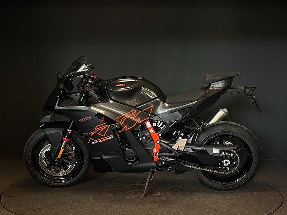 KTM 990 RC R 2 of 5