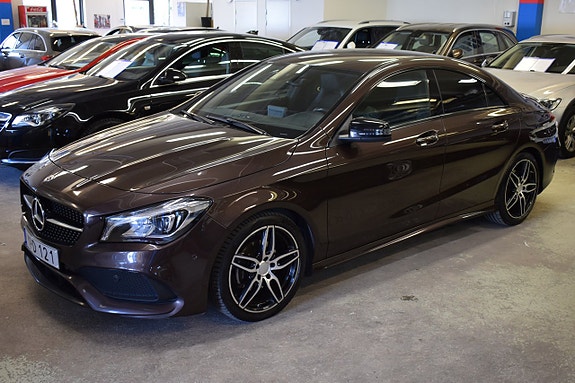 Mercedes-Benz CLA180 3 of 17