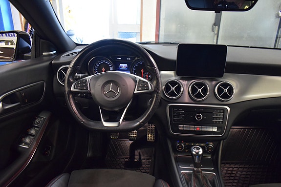 Mercedes-Benz CLA180 6 of 17
