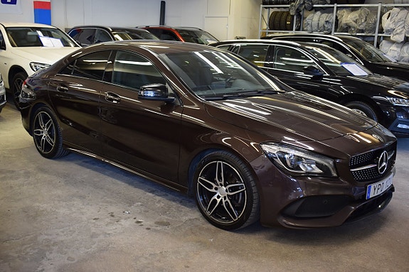 Mercedes-Benz CLA180 2 of 17