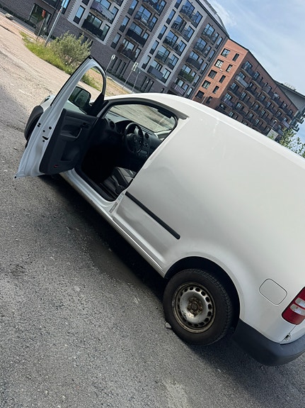 Volkswagen Caddy 4 of 5
