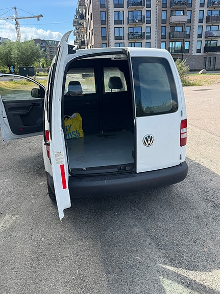 Volkswagen Caddy 3 of 5