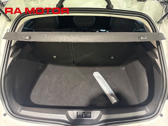 Renault Megane 22 of 23