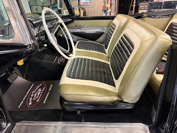Ford Galaxie 11 of 22