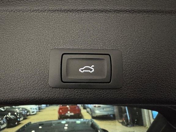 Audi A4 11 of 17