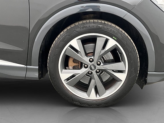 Audi Q4 e-tron 29 of 29