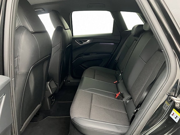 Audi Q4 e-tron 21 of 29