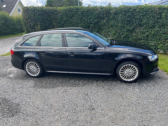 Audi A4 4 of 5