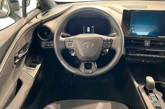 Toyota C-HR 11 of 21