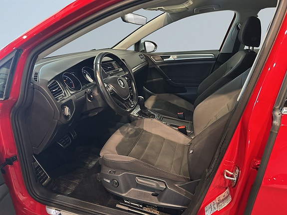 Volkswagen Golf Alltrack 7 of 22