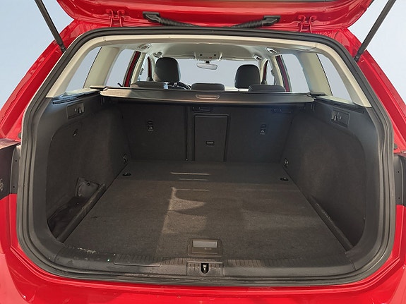 Volkswagen Golf Alltrack 12 of 22