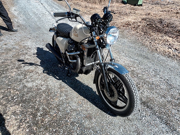 Honda CX500C PC01 3 of 3