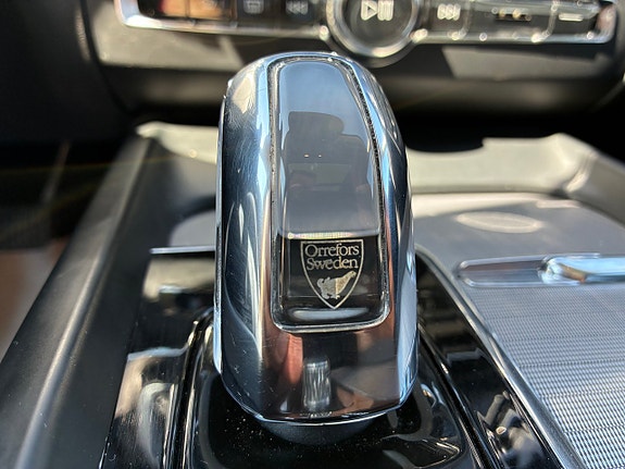 Volvo XC60 11 of 16