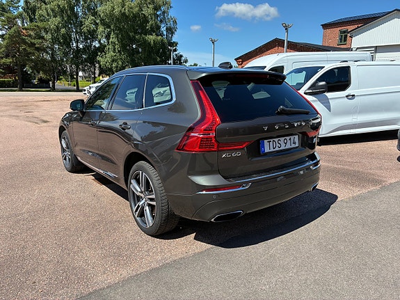 Volvo XC60 6 of 16