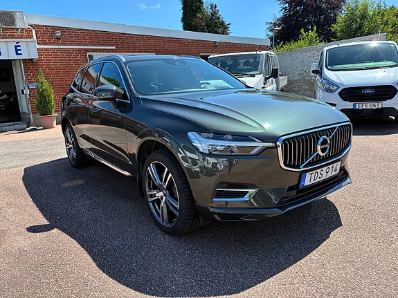 Volvo XC60 3 of 5