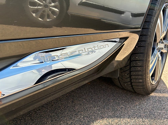 Volvo XC60 12 of 16