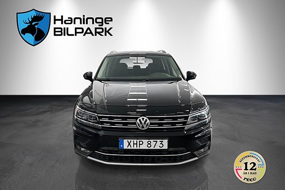 Volkswagen Tiguan 3 of 30