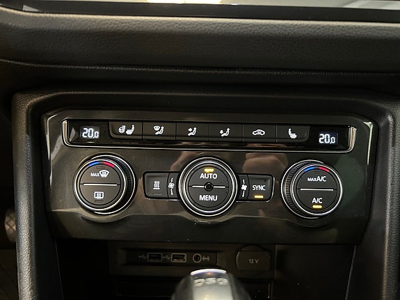Volkswagen Tiguan 23 of 30