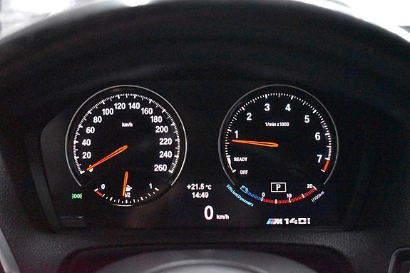 BMW M140i 18 of 24