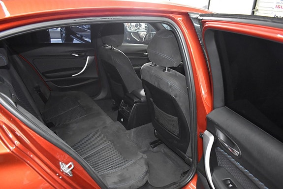 BMW M140i 7 of 24
