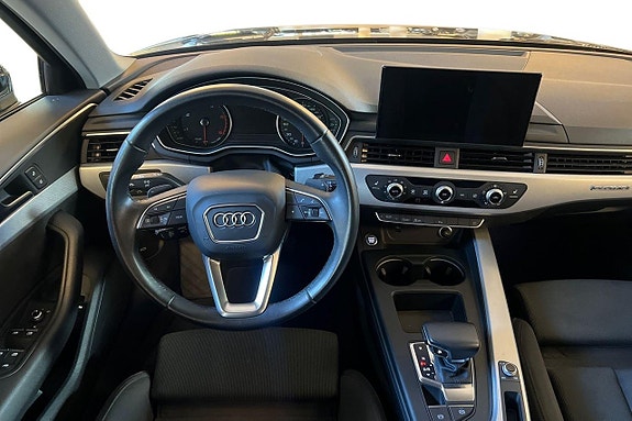Audi A4 14 of 23