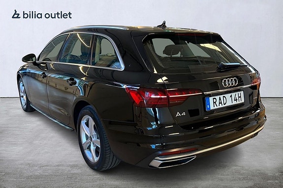Audi A4 3 of 23