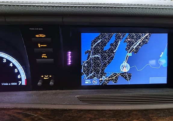 Mercedes-Benz S500 5 of 16
