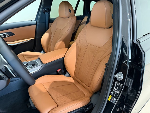 BMW 330e 4 of 9