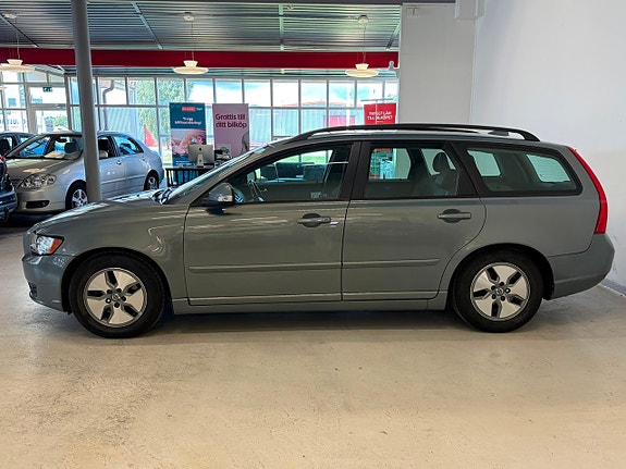 Volvo V50 5 of 5
