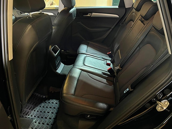 Audi Q5 12 of 24