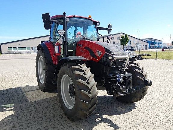Case IH Farmall 120C 6 of 9