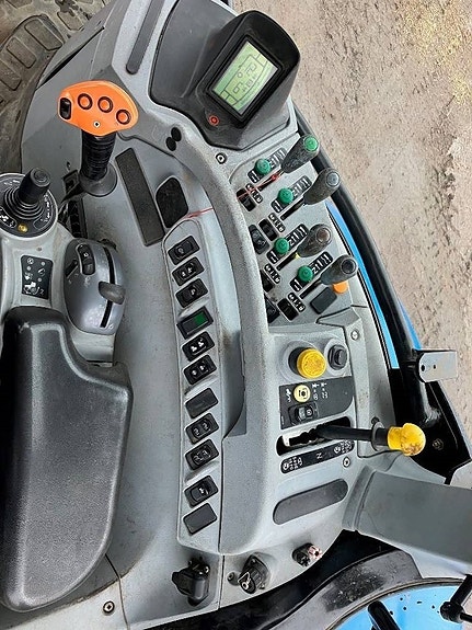 New Holland T 7040 PC 4 of 6