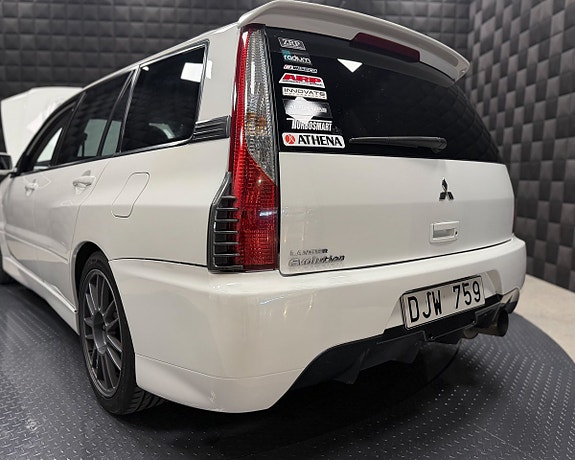Mitsubishi Lancer 4 of 5