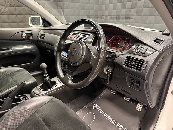Mitsubishi Lancer 16 of 23