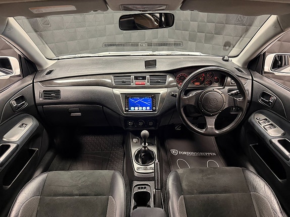 Mitsubishi Lancer 18 of 23