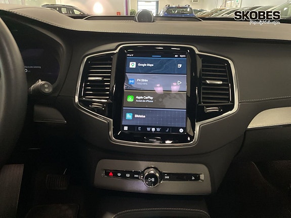Volvo XC90 14 of 20