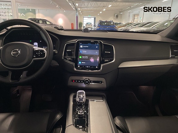 Volvo XC90 12 of 20