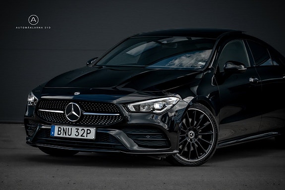 Mercedes-Benz CLA220 2 of 5
