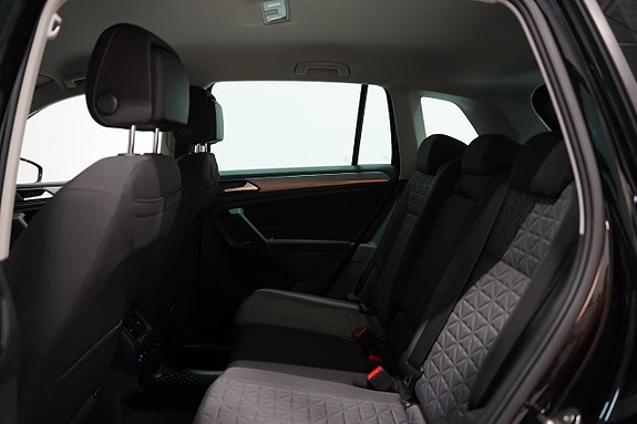 Volkswagen Tiguan 18 of 22