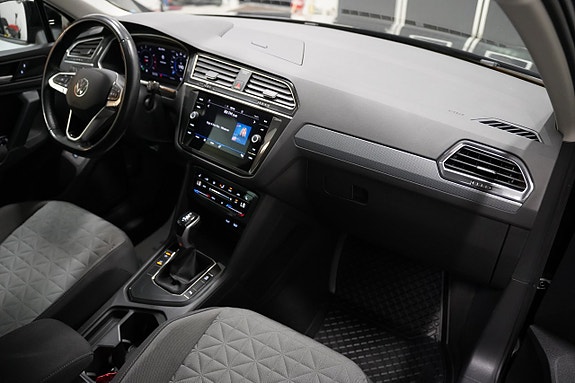Volkswagen Tiguan 9 of 22