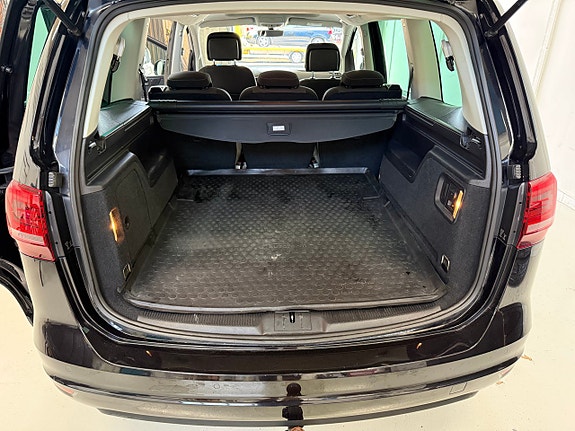 Volkswagen Sharan 13 of 19