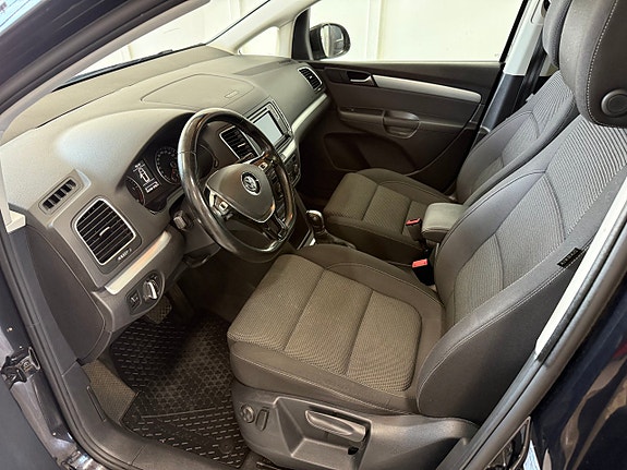Volkswagen Sharan 9 of 19