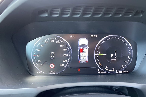 Volvo XC90 24 of 29