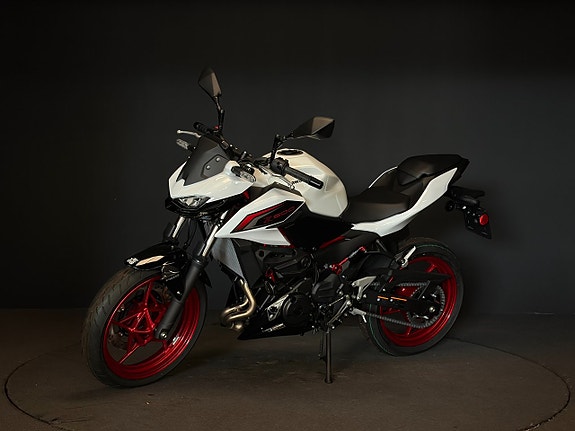 Kawasaki Z500 SE 4 of 5