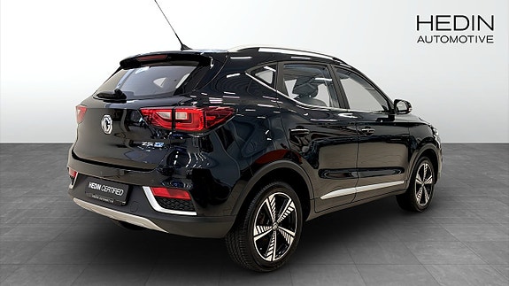 MG ZS 2 of 5