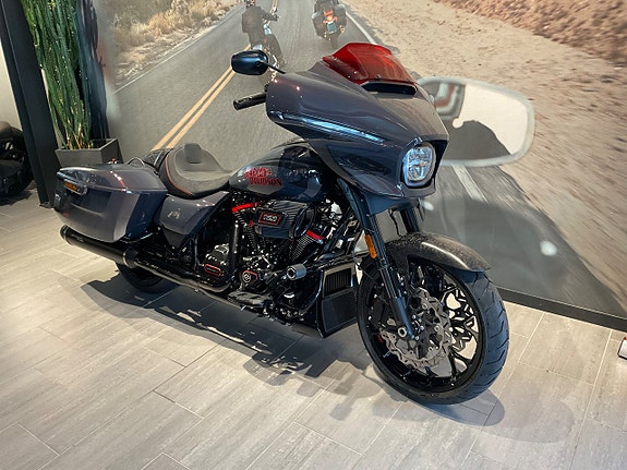 Harley-Davidson CVO StreetGlide ST 121 High Output omgående leverans 3 of 13