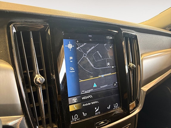 Volvo V90 17 of 21