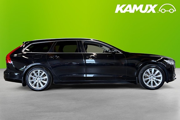 Volvo V90 2 of 5
