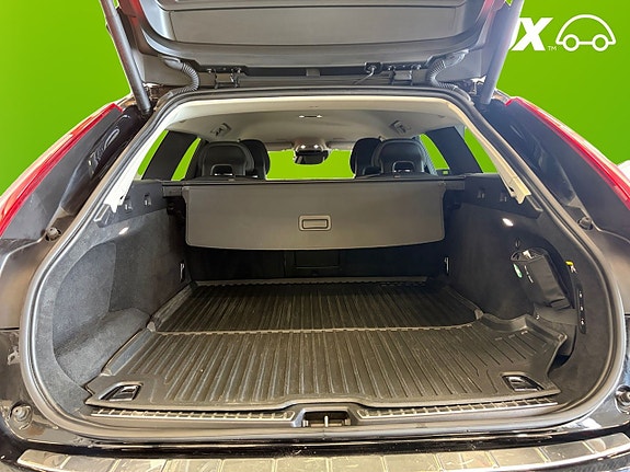 Volvo V90 16 of 21