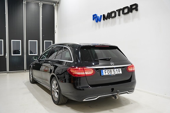 Mercedes-Benz C220 d 4 of 20
